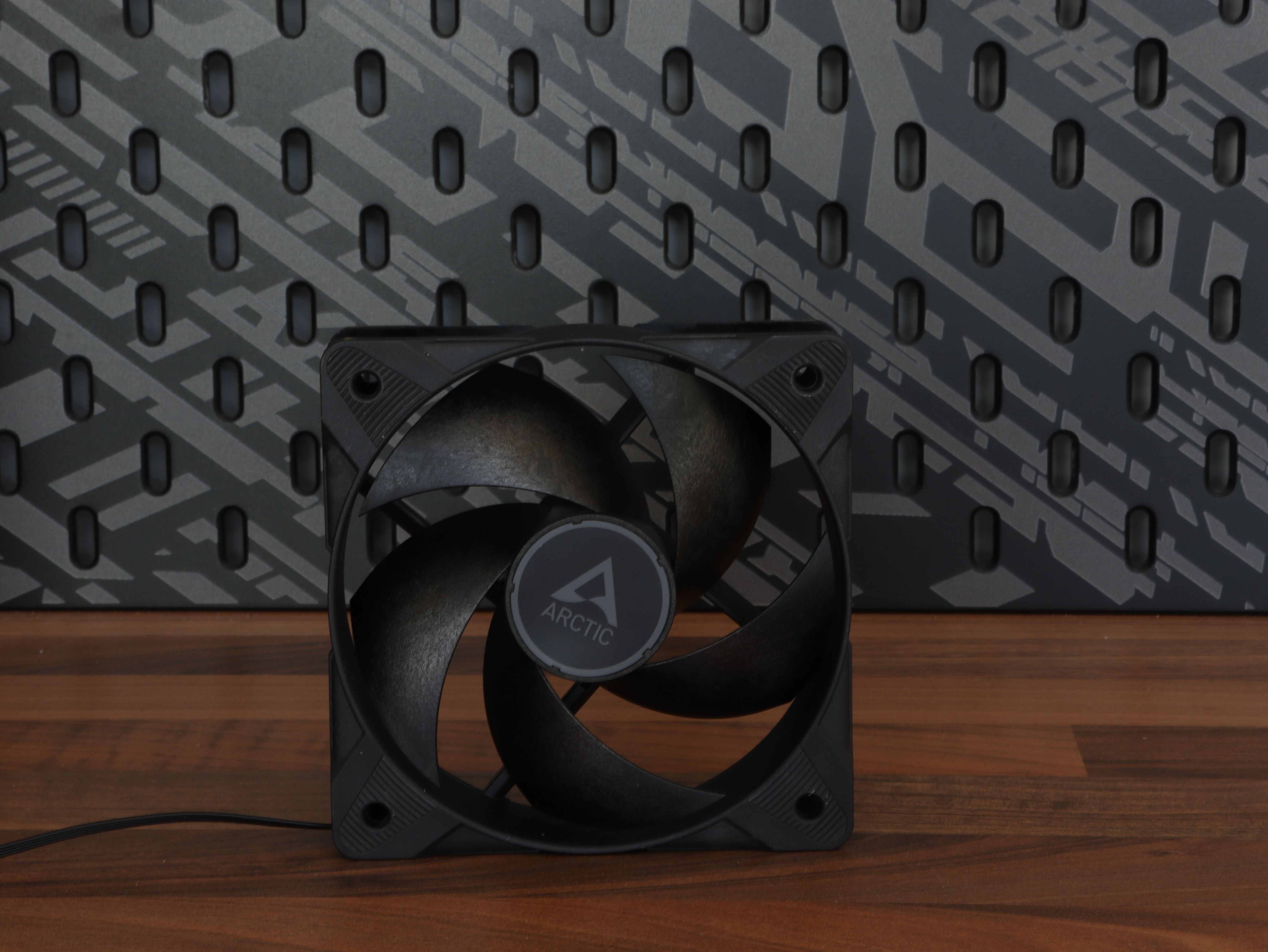 LGA1700 Arctic Freezer 8i cooler compact aircooling CPU LGA1851 aircooler Intel.JPG